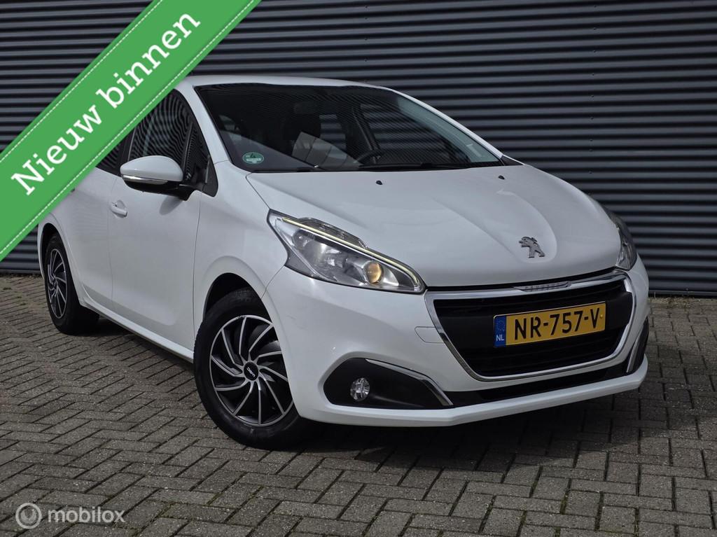 Peugeot 208 1.2 PureTech Active TREKHAAK/5DEURS, Gebruikt, 1199 cc, Met garantie (alle), 82 pk