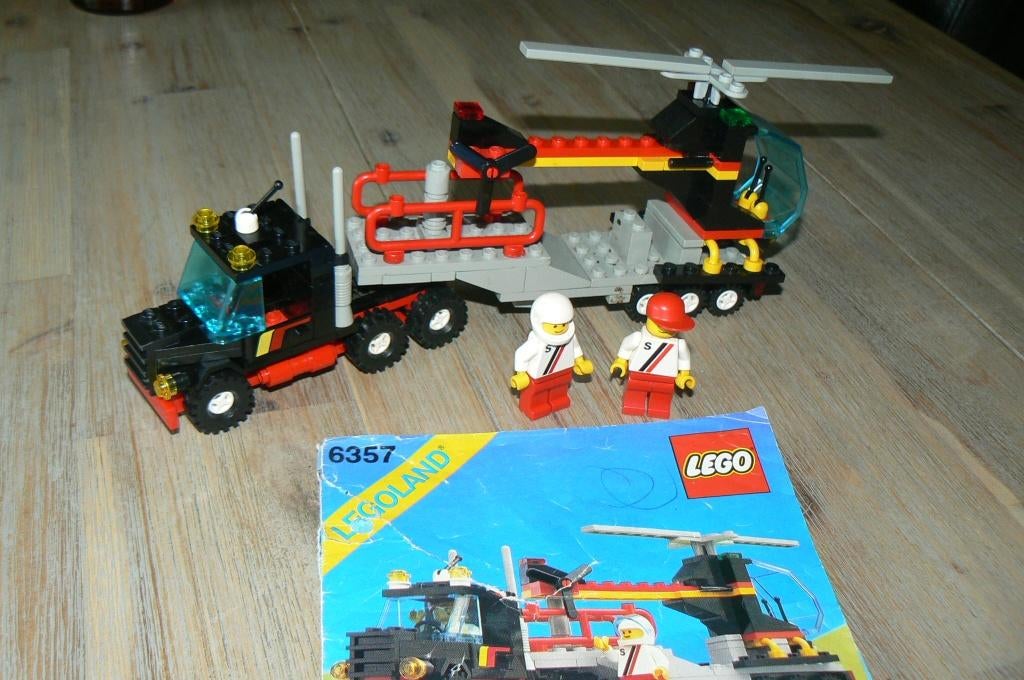 Te koop: Lego Legoland 23 stuks met boekjes, Kinderen en Baby's, Speelgoed | Duplo en Lego, Gebruikt, Compleet, Lego, Ophalen of Verzenden