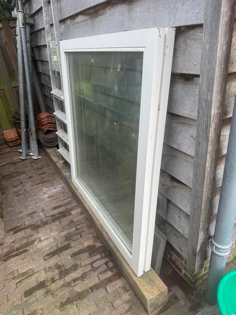 Hardhouten raam met HR++ glas - Nieuw, verkeerd besteld, Doe-het-zelf en Verbouw, Glas en Ramen, Ophalen, Gevelraam of Ruit, 80 tot 120 cm