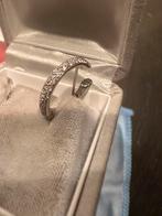 18 krt witgouden creolen met 24 diamantjes per oorbel, Ophalen of Verzenden, Met edelsteen, Zilver, Goud