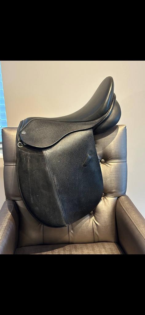 # Pagony haflinger zadel 17 inch en Harry’s Horse 15 inch #, Dieren en Toebehoren, Ophalen, Zo goed als nieuw, Dressuur