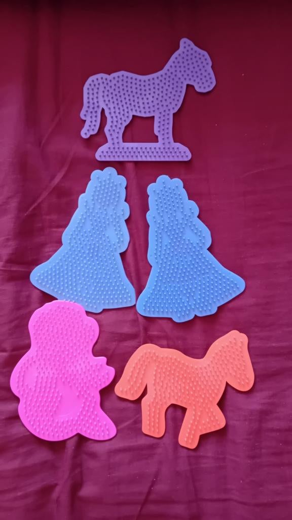 Sjablonen strijkkralen, Ophalen, Overige thema's, Pons of Mal