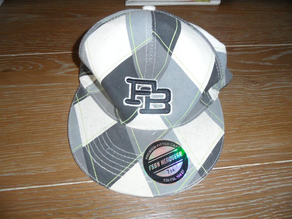 In redelijke staat verkerende pet van FSBN FB Loose Fitting, Ophalen of Verzenden, Gedragen, 58 of 59 cm (L, 7¼ of ⅜ inch), Pet