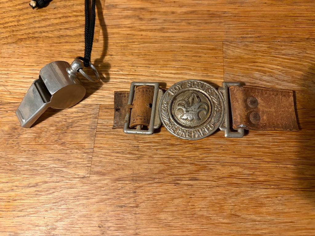 Vintage Riemgesp en fluitje Padvinderij scouting boy scouts, Verzamelen, Ophalen of Verzenden, Zo goed als nieuw, Overige typen