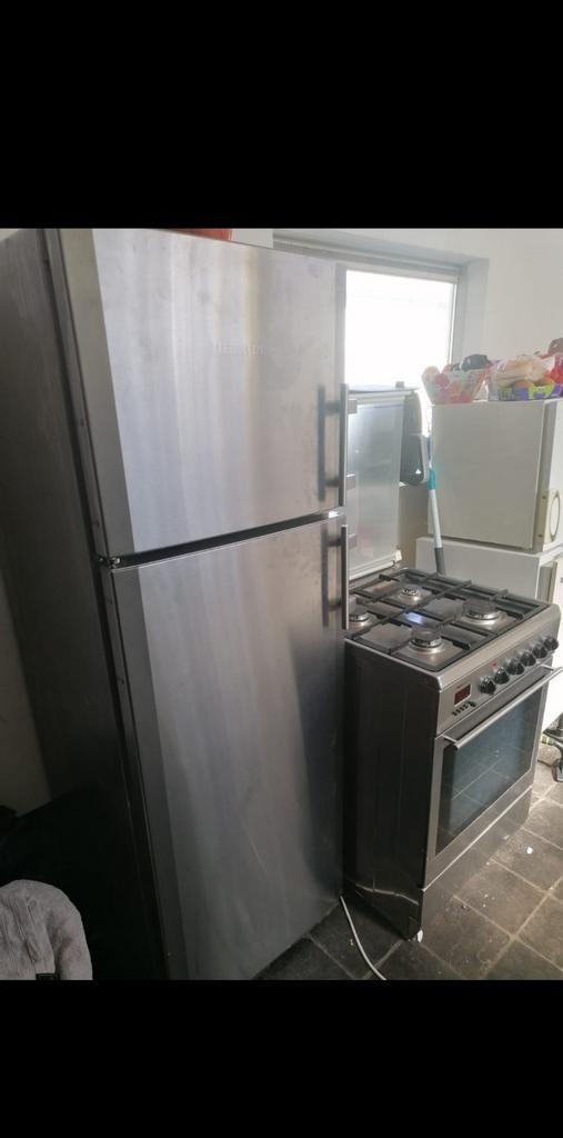 Liebherr Koelvriescombinatie - RVS Look, Witgoed en Apparatuur, Koelkasten en IJskasten, Ophalen, Gebruikt, 200 liter of meer