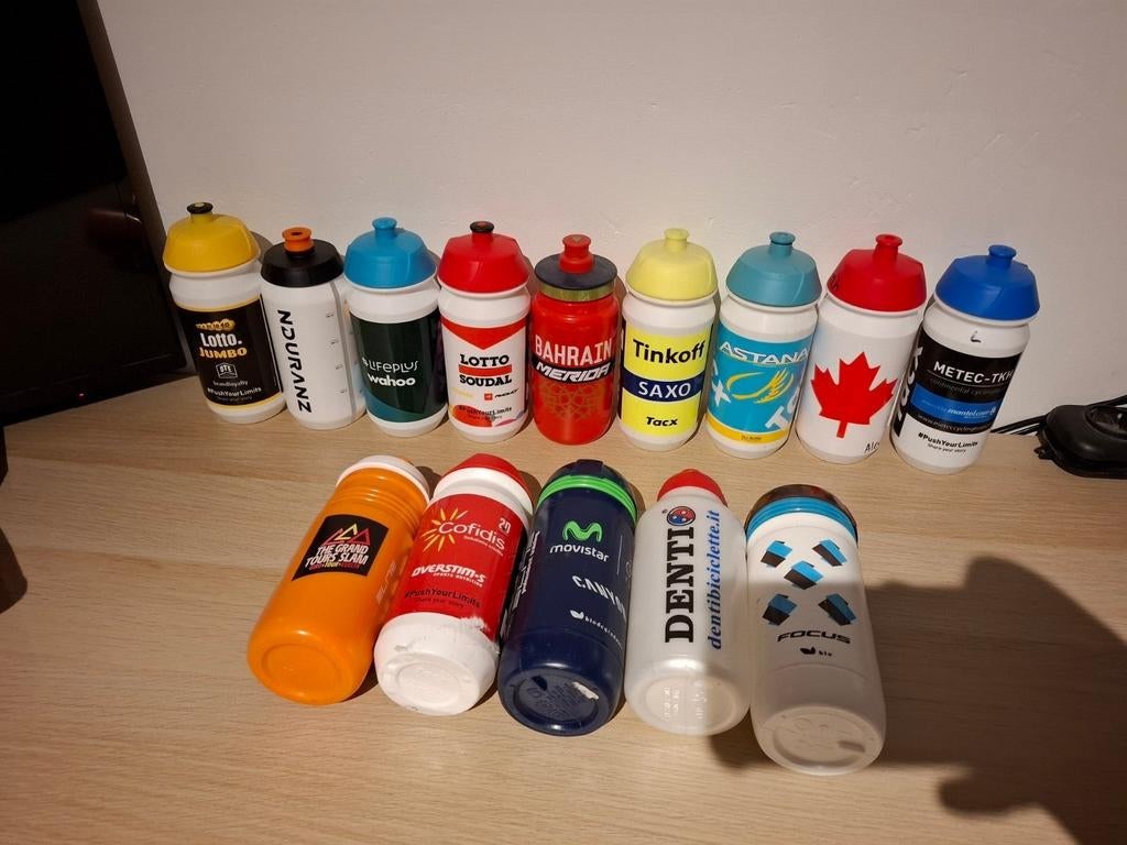 Diverse wielerbidons van professionele teams, Ophalen of Verzenden, Zo goed als nieuw, Overige typen