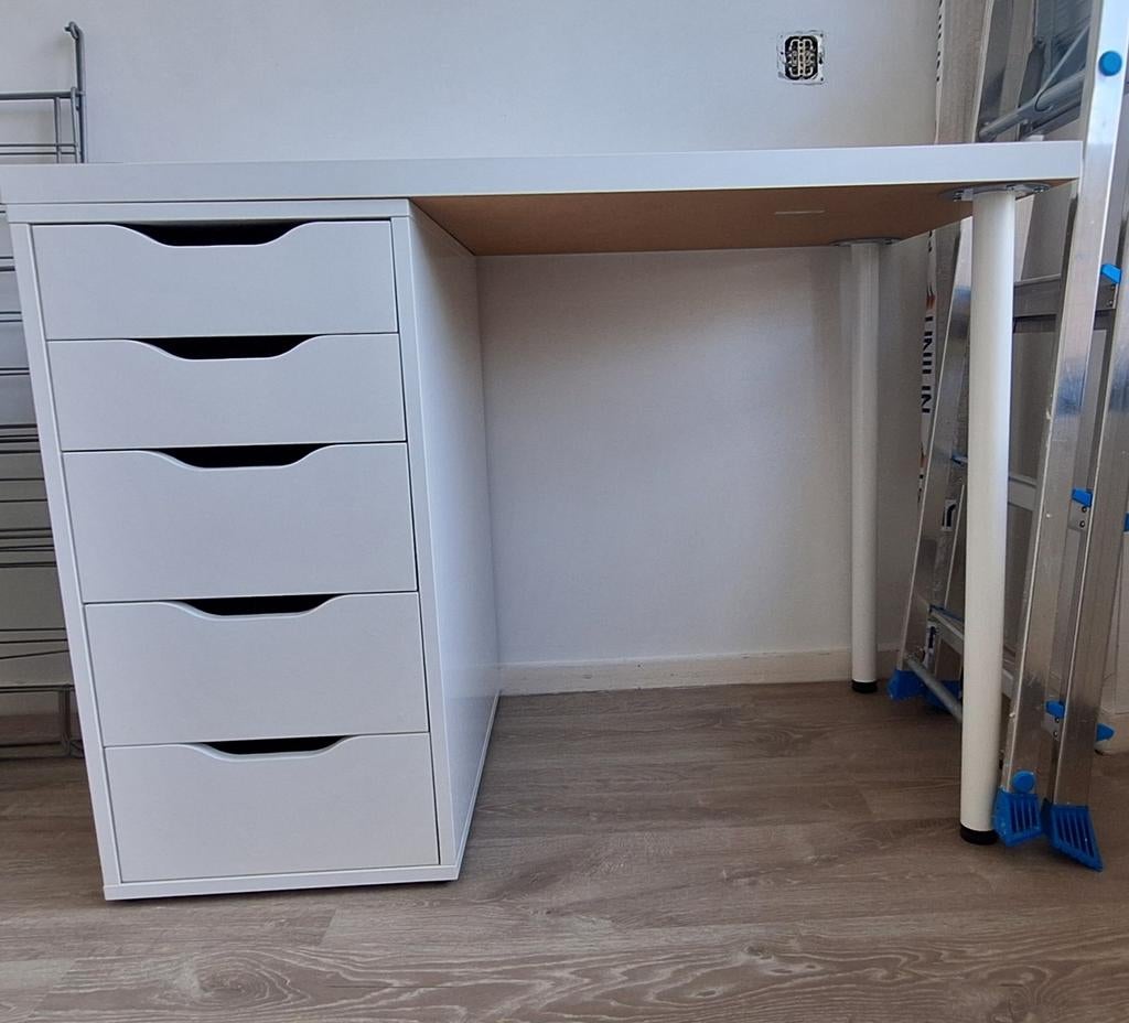 IKEA Lagkapten/Alex bureau wit 120x60 - Z.G.A.N., Ophalen, Met lades, Spaanplaat of MDF, Zo goed als nieuw