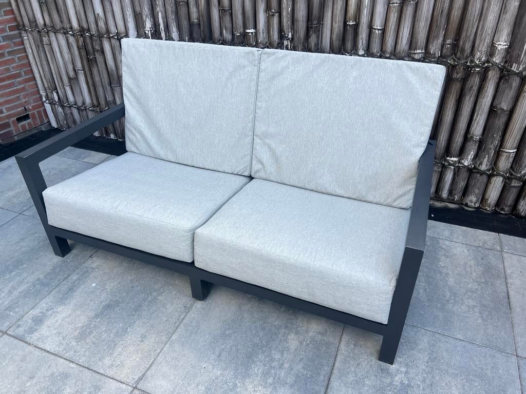 Loungebank Tweezitsbank  geweldige zit door hoek frame, Ophalen, Zo goed als nieuw, Aluminium
