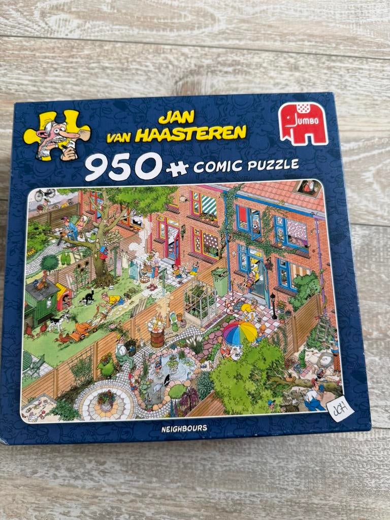Van haasteren puzzel 950 stukjes Neighbours, Ophalen of Verzenden, 500 t/m 1500 stukjes, Zo goed als nieuw