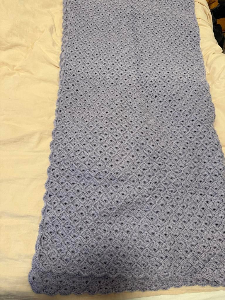 Handgemaakte Lila Woondeken - 125x125 cm, Huis en Inrichting, Woonaccessoires | Plaids en Woondekens, Ophalen, Nieuw