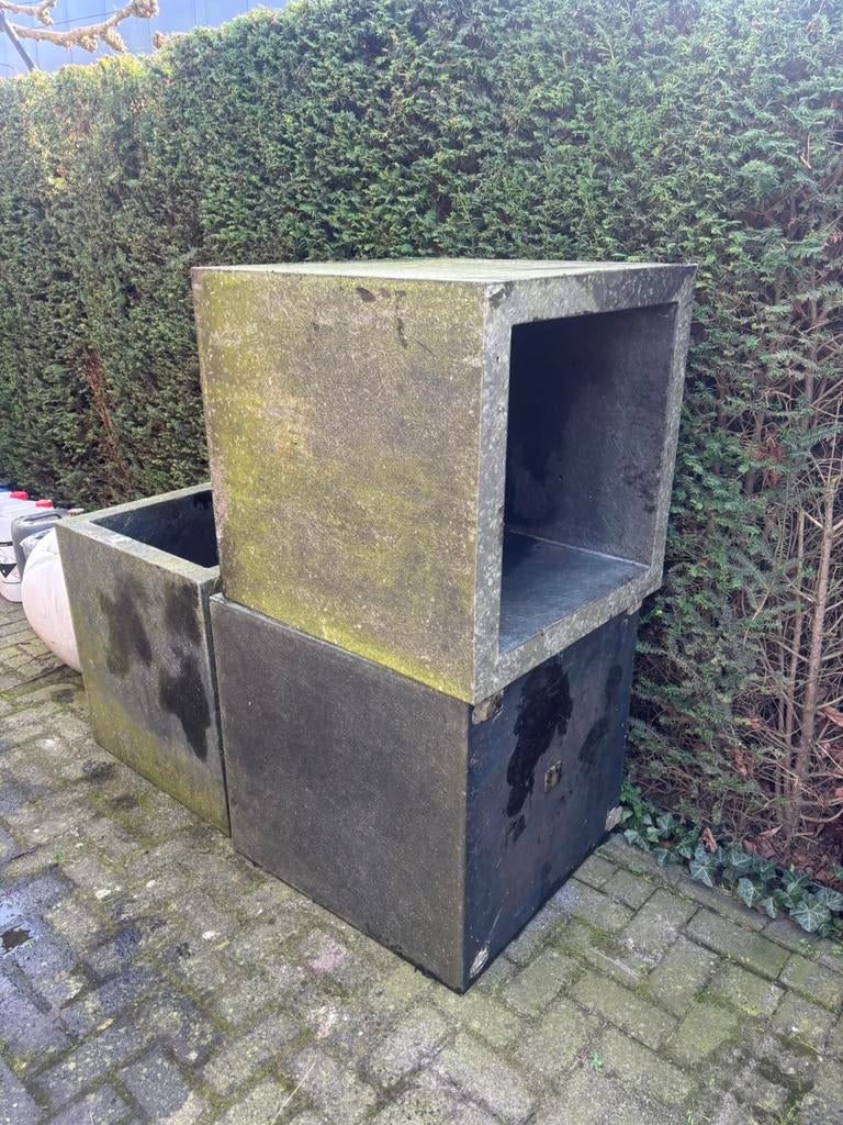 3 polyester bloembakken gratis, Ophalen of Verzenden, Gebruikt