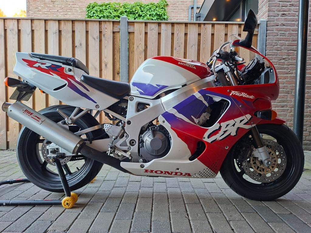 Honda CBR 900 RR Fireblade SC28 1995 net en goed onderhouden, Motoren, Motoren | Honda, 4 cilinders, 900 cc, Meer dan 35 kW, Sport