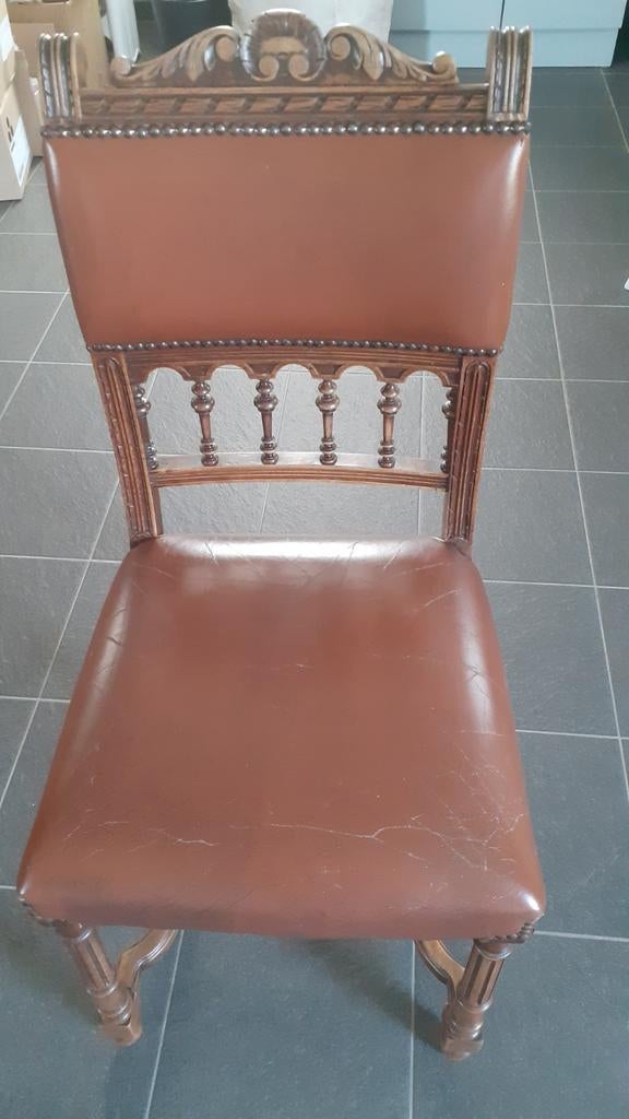 Stoelen met leren bekleding, Ophalen