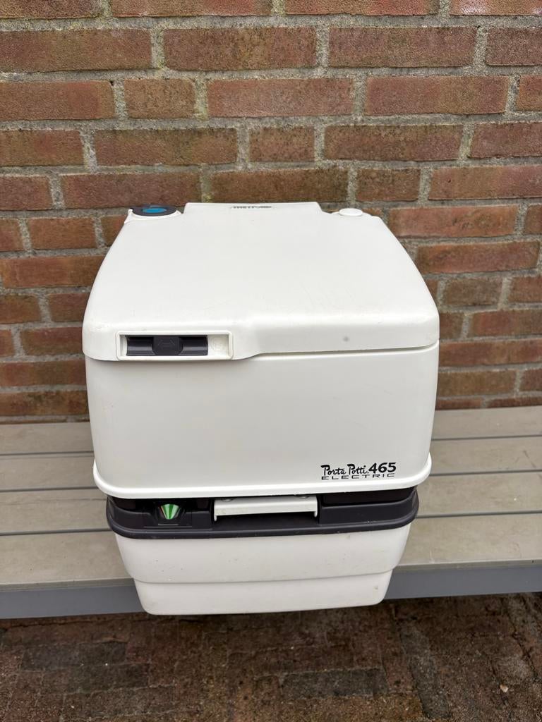 Porta Potti 465 met elektrische spoelknop, Ophalen, Gebruikt