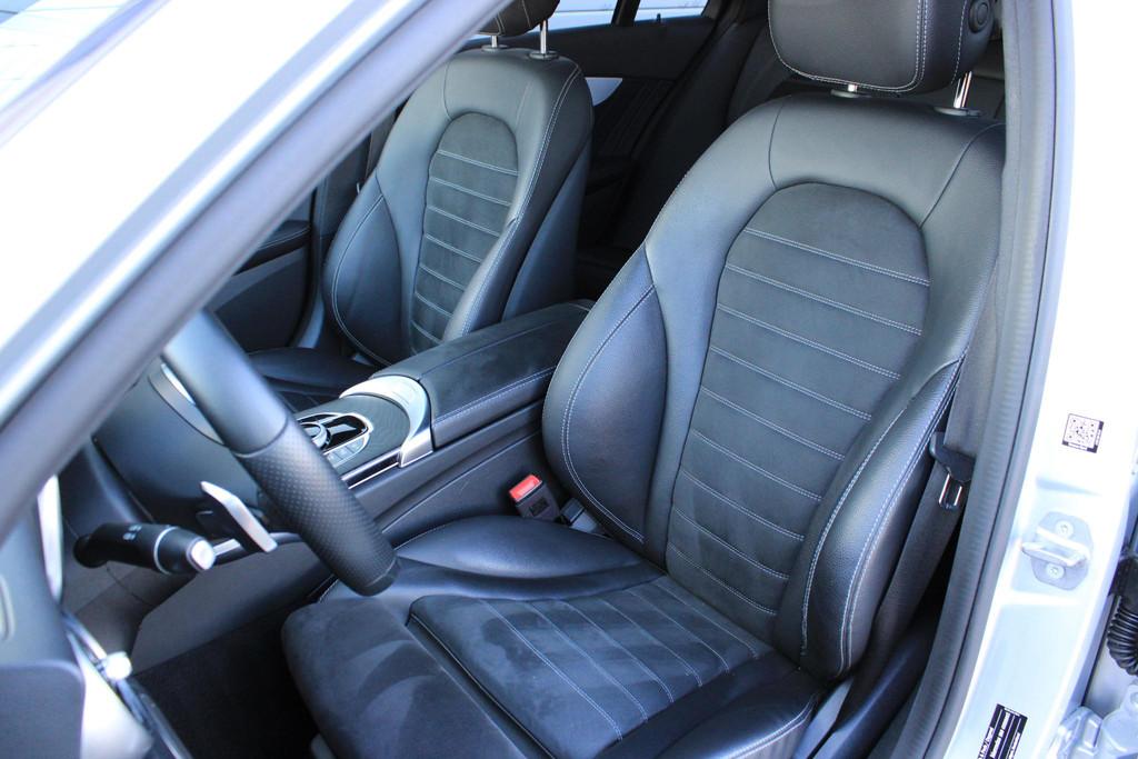 Mercedes-Benz C-Klasse 180 AMG 360 Graden | Virtual Cockpit, Auto's, Mercedes-Benz, Leder en Stof, Sedan, 16 km/l, 5 stoelen