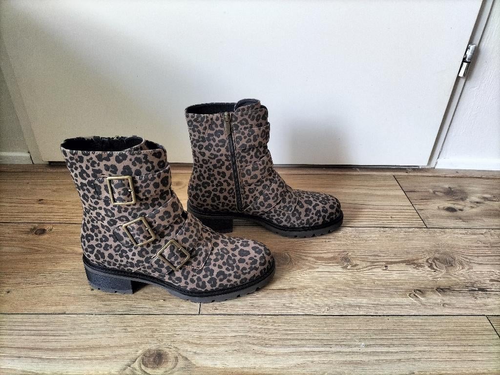 Damesschoenen panterprint, Kleding | Dames, Schoenen, Ophalen, Schoenen met lage hakken, Zwart, Zo goed als nieuw