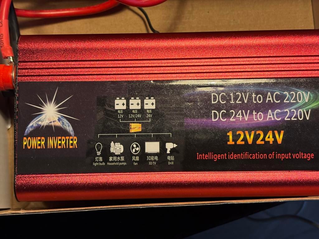 Power Inverter 12V/24V naar 220V - Auto Omvormer, Ophalen of Verzenden, Nieuw, Overige typen