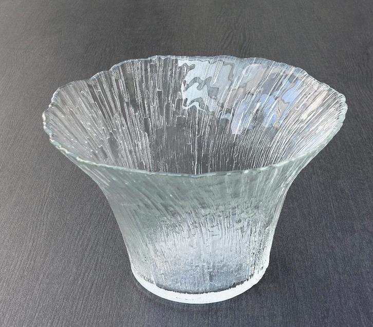 Finse glazen vaas/schaal (240511), Antiek en Kunst, Antiek | Glas en Kristal, Ophalen of Verzenden