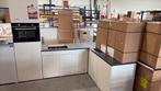Nieuwe Bruynzeel keuken met Etna apparatuur in onze Outlet, Ophalen, Wit, Hoekkeuken, Nieuw