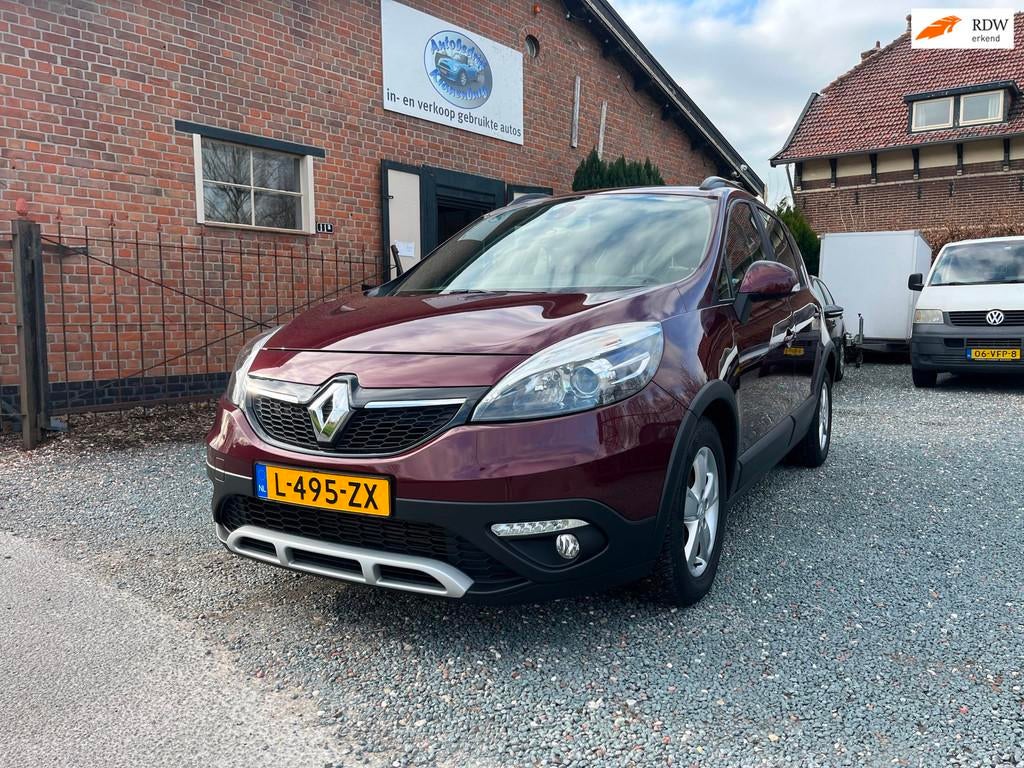 Renault Scénic Xmod 1.2 TCe Expression ( Navigatie + Climat, Voorwielaandrijving, Euro 5, Gebruikt, Zwart