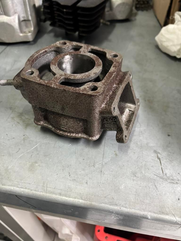 Snelle 50 ge2 honda mbx nsr mtx zwitser, Ophalen, Gebruikt, Cilinder