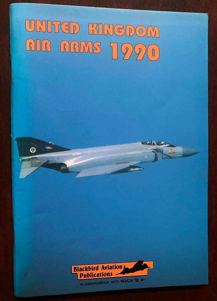 United Kingdom air arms 1990, Ophalen of Verzenden, Gelezen, Vliegtuig