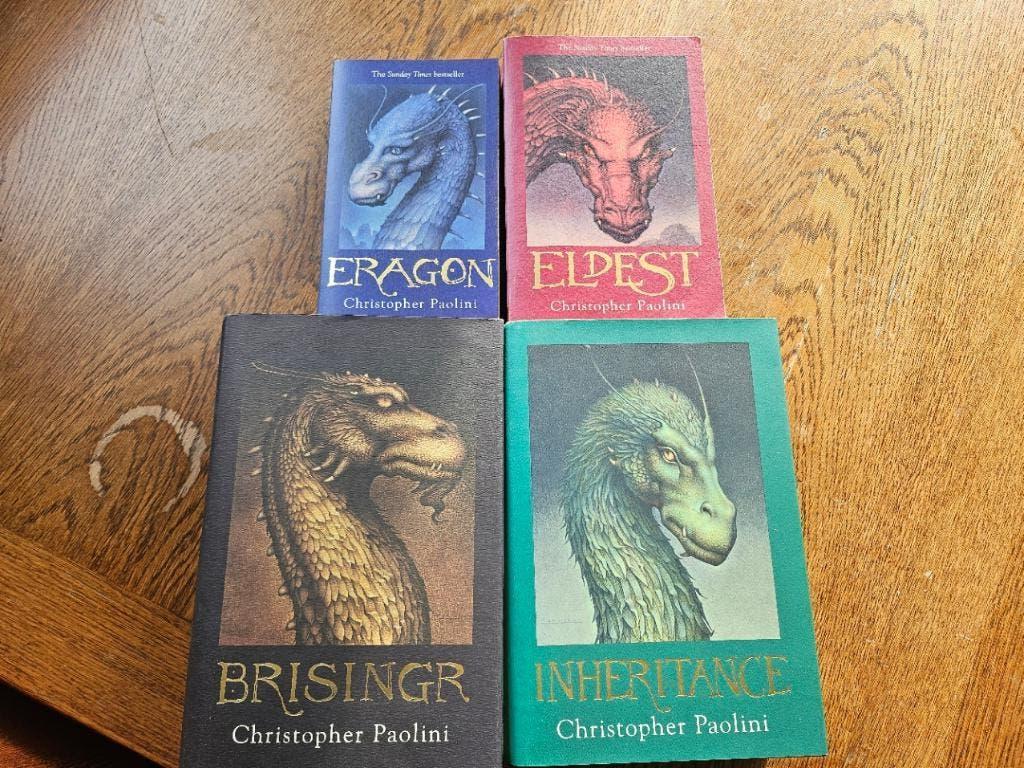 eragon fantasie serie, Boeken, Ophalen of Verzenden, Gelezen, Chistopher paolini