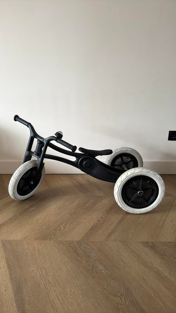 Wishbone Bike zwart, RE2. Loopfiets., Ophalen, Zo goed als nieuw, Loopfiets