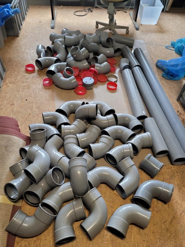 Grote partij PVC 125 mm bochten en buis lijm en manchet, Ophalen, Afvoer, Pvc, 2 tot 4 meter