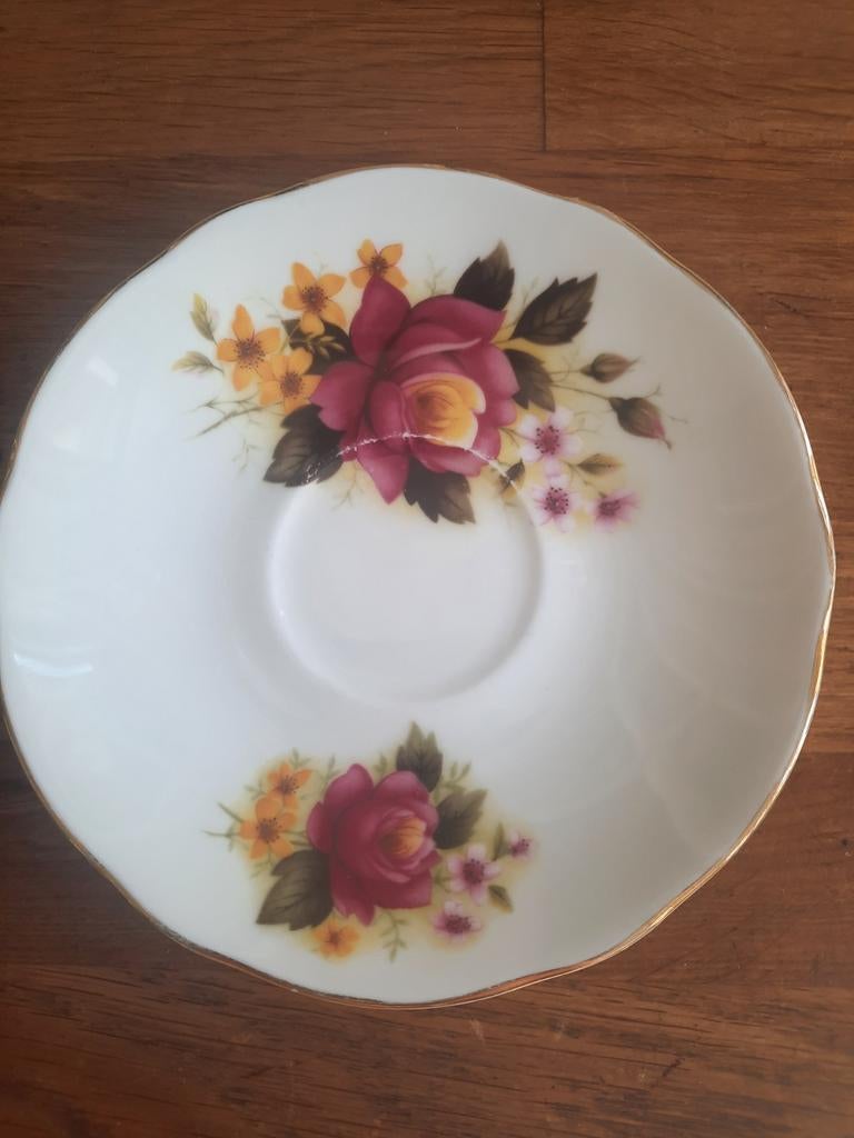 Duchess Bone China schotel met rozenmotief, Antiek en Kunst, Ophalen of Verzenden