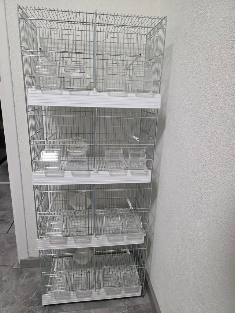 Vogelkooi toren 4 laags, Ophalen, Zo goed als nieuw, Metaal, Broedkooi of Kweekkooi