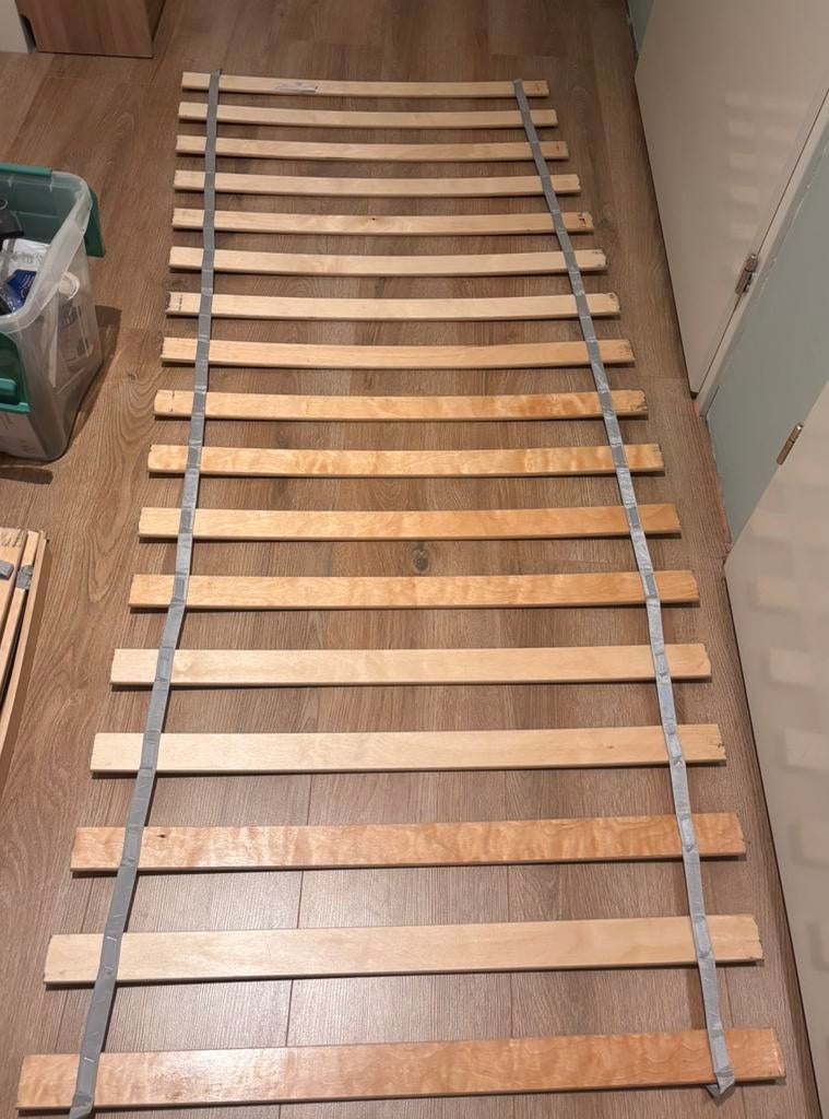 2 lattenbodems en middenbalk LUROY EN SKORVA, Ophalen, Gebruikt, Tweepersoons, 80 cm