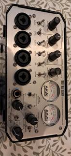 Akai EIE Pro audio interface, Muziek en Instrumenten, Midi-apparatuur, Ophalen of Verzenden