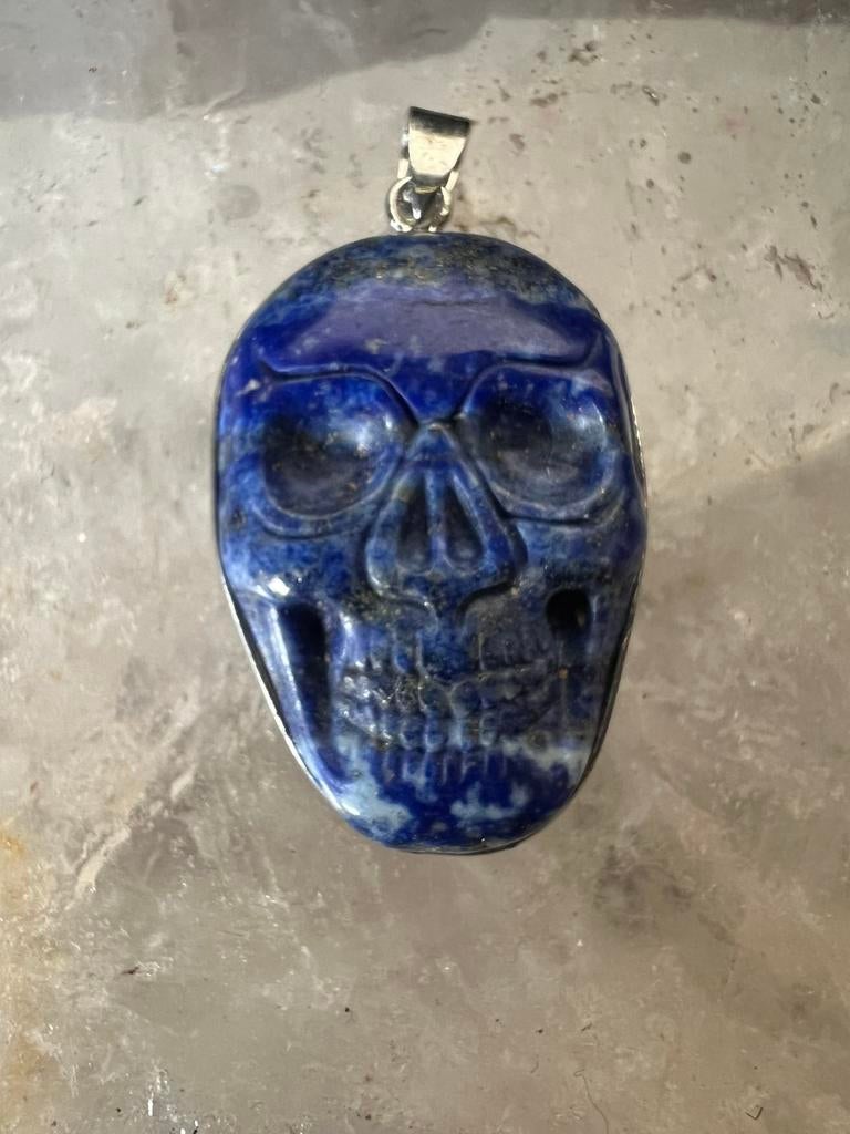 Lapis lazuli rozenkwarts pyriet schedel hanger inzicht SALE, Nieuw, Ophalen of Verzenden, Steen of Mineraal, Roze