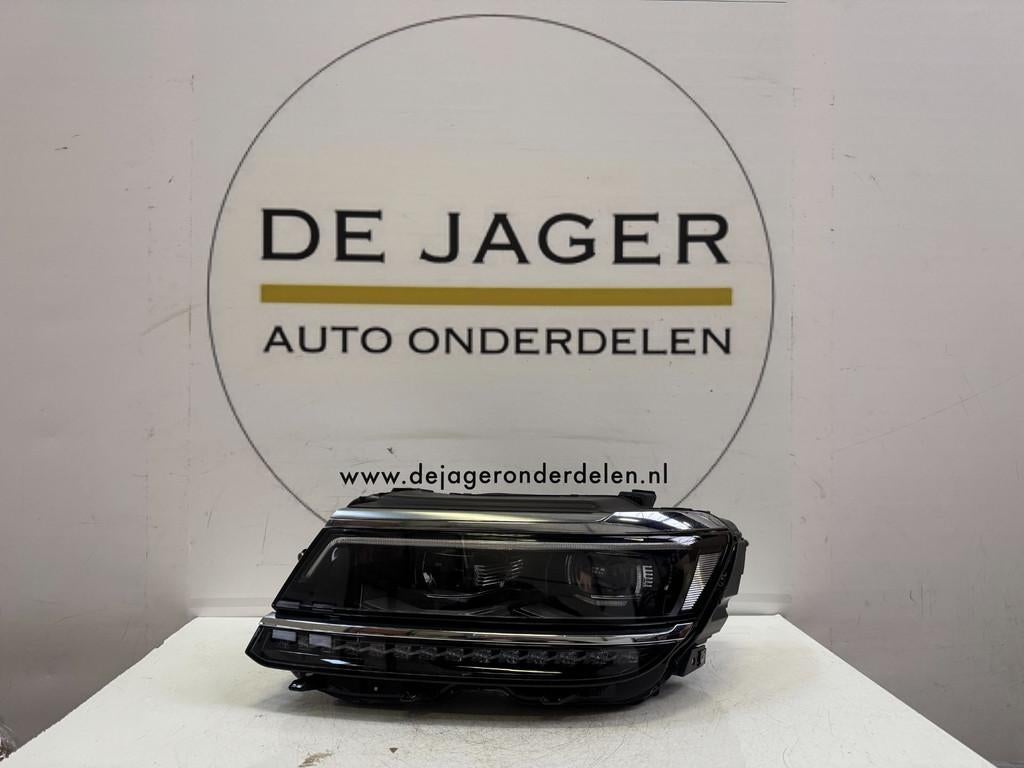 VW TIGUAN 5NA 5NB VOL LED KOPLAMP LINKS 5NB941081A, Gebruikt, Volkswagen, Volkswagen AG, Berliner Ring 2
38440  Wolfsburg, DE
