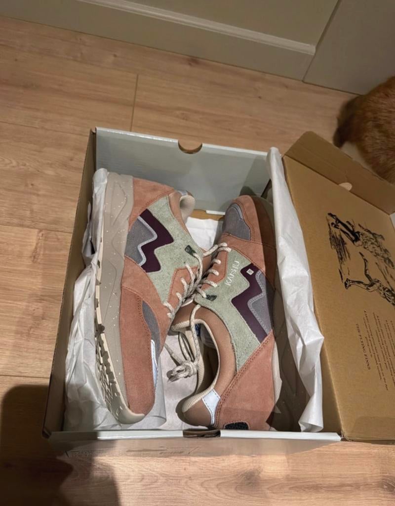 Karhu sneakers ARIA 95 Warm Taupe / Vig, Ophalen of Verzenden, Nieuw, Roze, Sneakers of Gympen