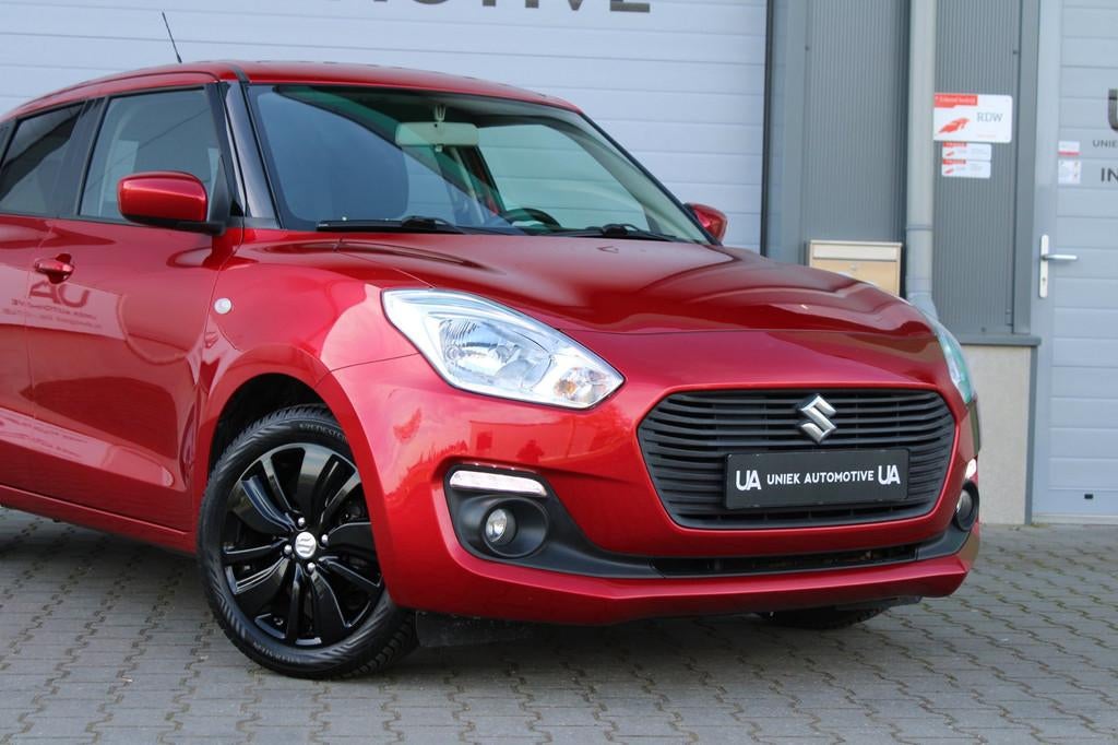 Suzuki Swift 1.2 SELECT | CAMERA | NAVIGATIE | LED | AIRCO |, Voorwielaandrijving, 4 cilinders, 400 kg, Origineel Nederlands