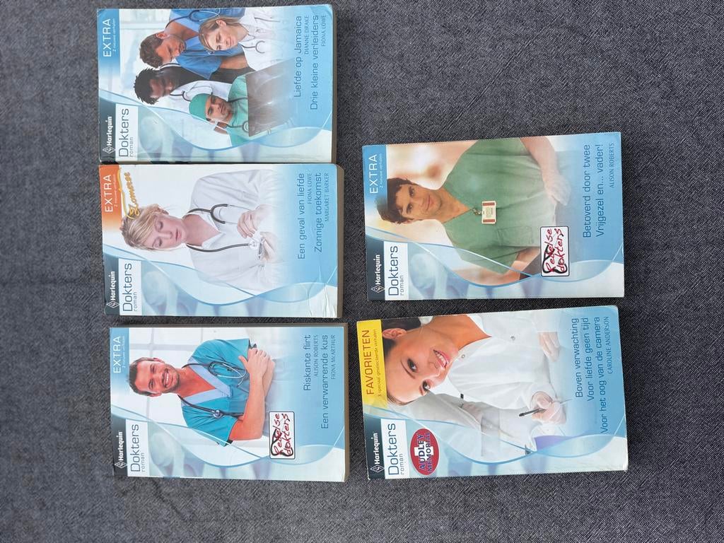 Harlequin Romans: Dokters, Bouquet, Pink Pocket (11 boeken), Ophalen, Gelezen, Nederland