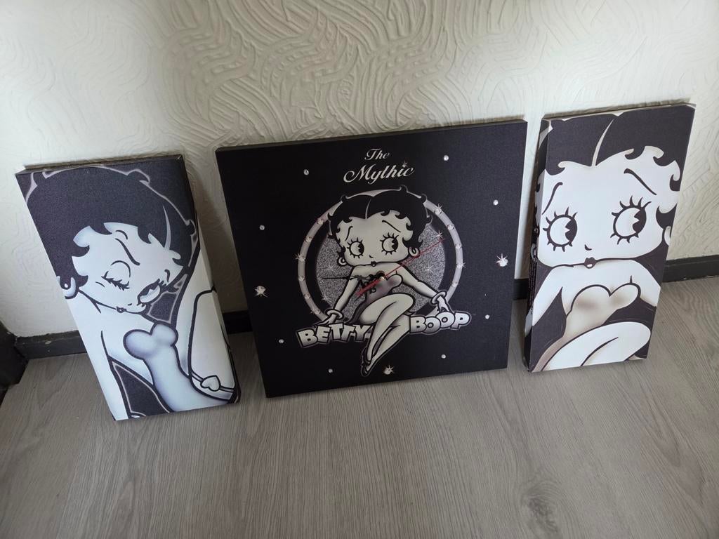 Uniek en heel apart 3 luik Betty Boop met klok., Verzamelen, Ophalen