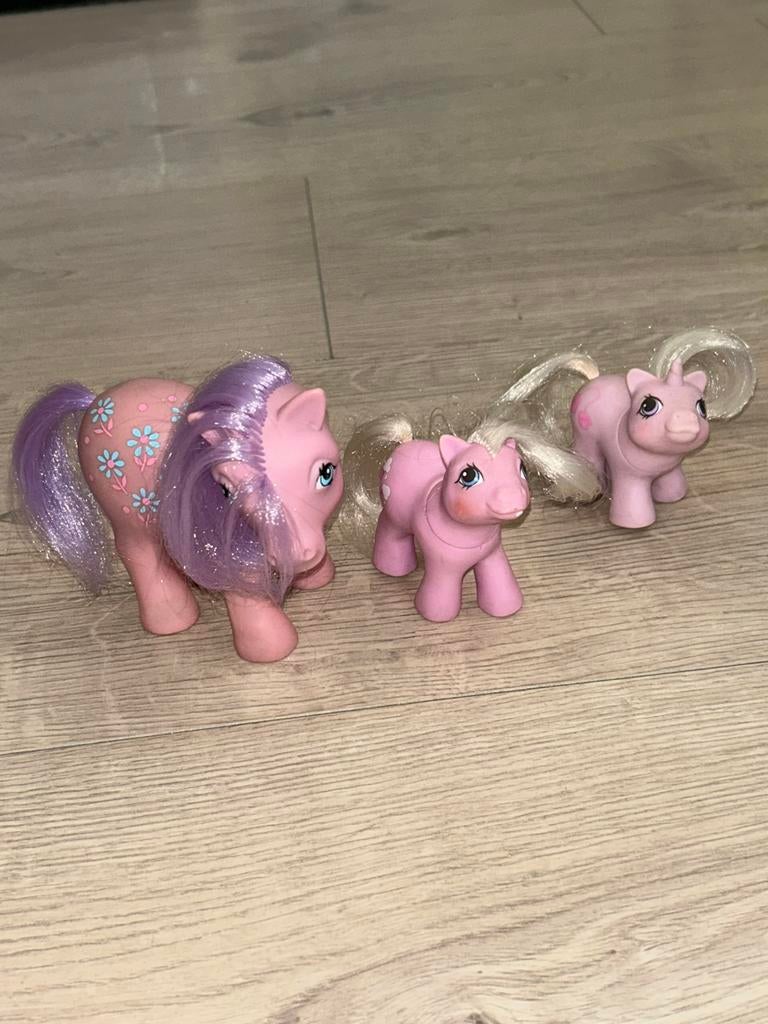g1 my little pony : mommy bright bouquet and 2 babies (80s), Ophalen of Verzenden, Gebruikt