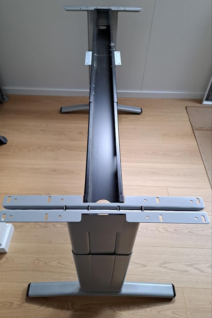 Verstelbaar metalen tafel- bureauframe, Ophalen, Tafelpoot, 100 tot 150 cm, 50 tot 100 cm