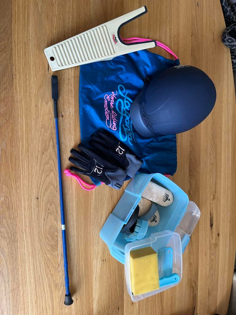 Paardrij benodigdheden voor meisje 7/8 jaar, Ophalen, Gebruikt, Kinderen, Recreatie