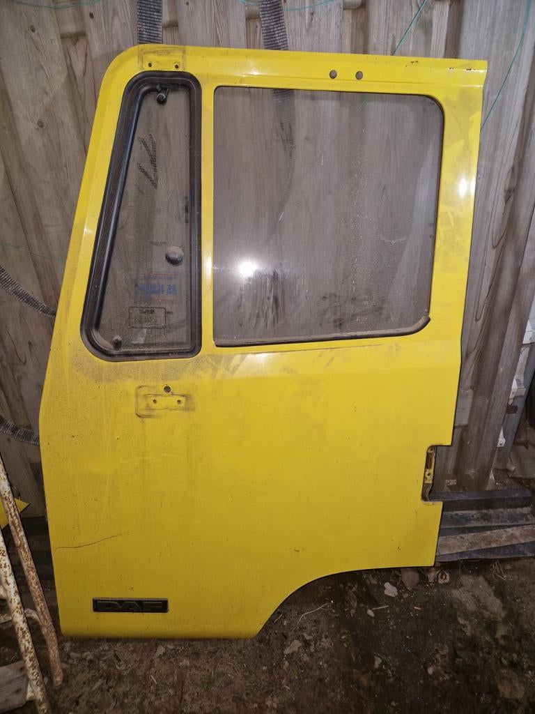 Deur voor DAF 55 - Geel, Gebruikt, Ophalen of Verzenden, Gebruikt, Overige automerken, Deur