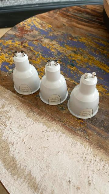 2 Gu10 Hue color lights beschikbaar voor biedingen
