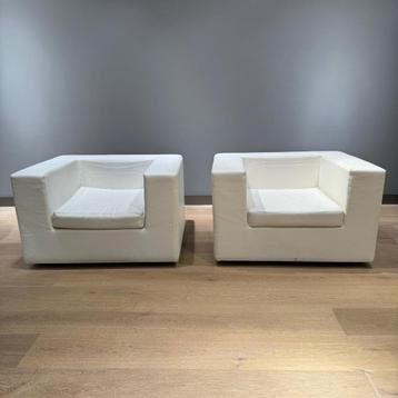 Set van 2 Zanotta fauteuils beschikbaar voor biedingen