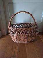 Oude gevlochten ovale rieten mand, Antiek en Kunst, Ophalen