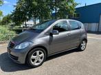 Mercedes-Benz A-klasse 160 BlueEFFICIENCY Business Class 1e, Voorwielaandrijving, Euro 5, Leder en Stof, Start-stop-systeem