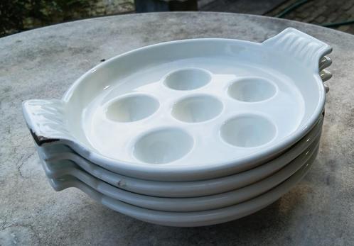 LE CREUSET? 4x gietijzer slakkenschaal escargot (G155), Huis en Inrichting, Keuken | Potten en Pannen, Gebruikt, Overige typen