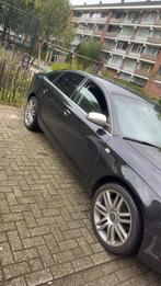 Audi A6 2.4 V6 130KW 2005 Zwart, Auto's, Voorwielaandrijving, Zwart, Handgeschakeld, 83 €/maand