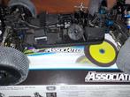 Team Associated RC 8 B4e, Hobby en Vrije tijd, Modelbouw | Radiografisch | Auto's, Auto offroad, Zo goed als nieuw, Schaal 1:8